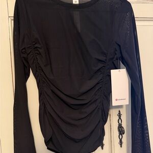lululemon athletica Black Long-Sleeve Ruched Workout Top